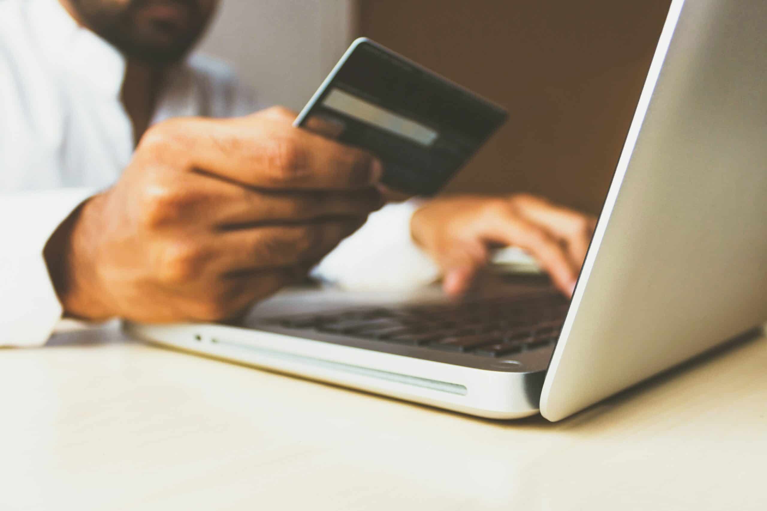 Kontaktaufnahme per Online-Banking für ICF Gemeinschaften in Deutschland.